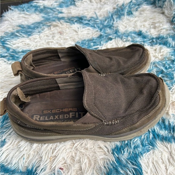Skechers Men's Relaxed Fit Tan Slip-On Loafers🙏 - Picture 1 of 2